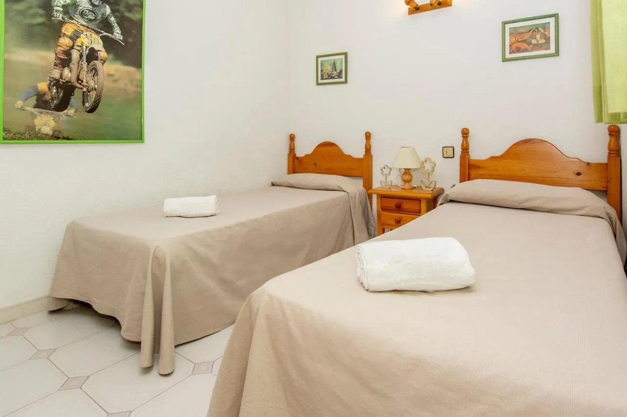Rentalmar Nabila Miami Playa 0*,  Spagna